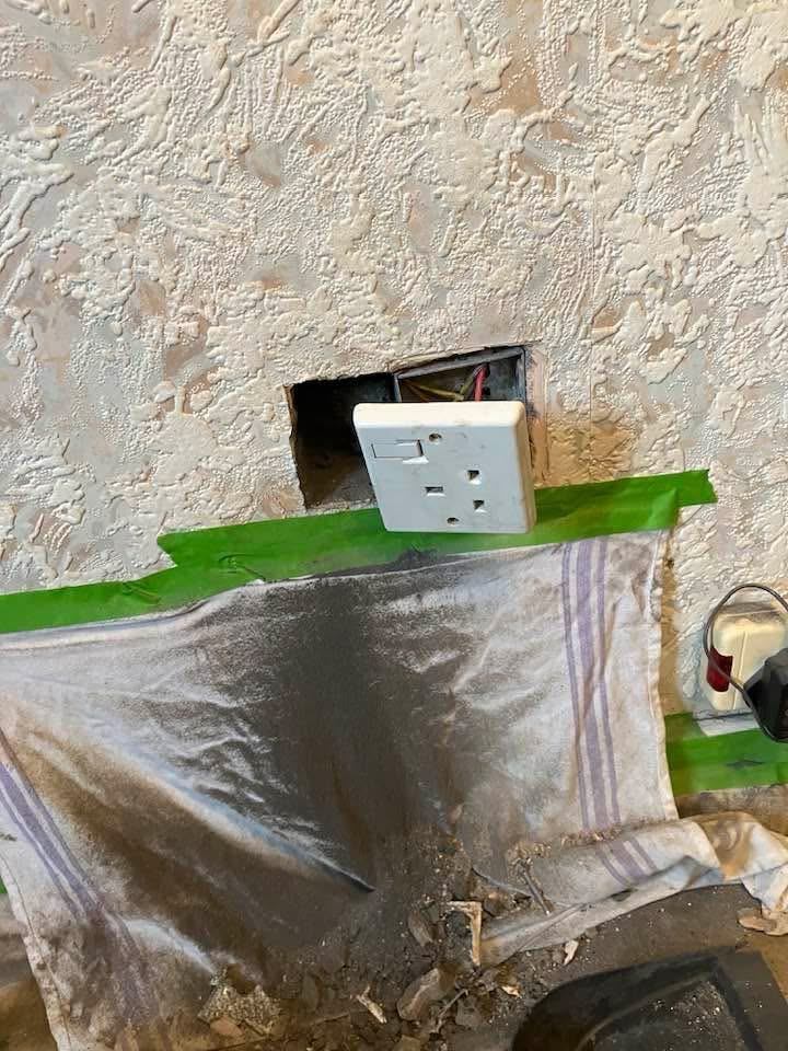 Socket fitting opened up during electrical work