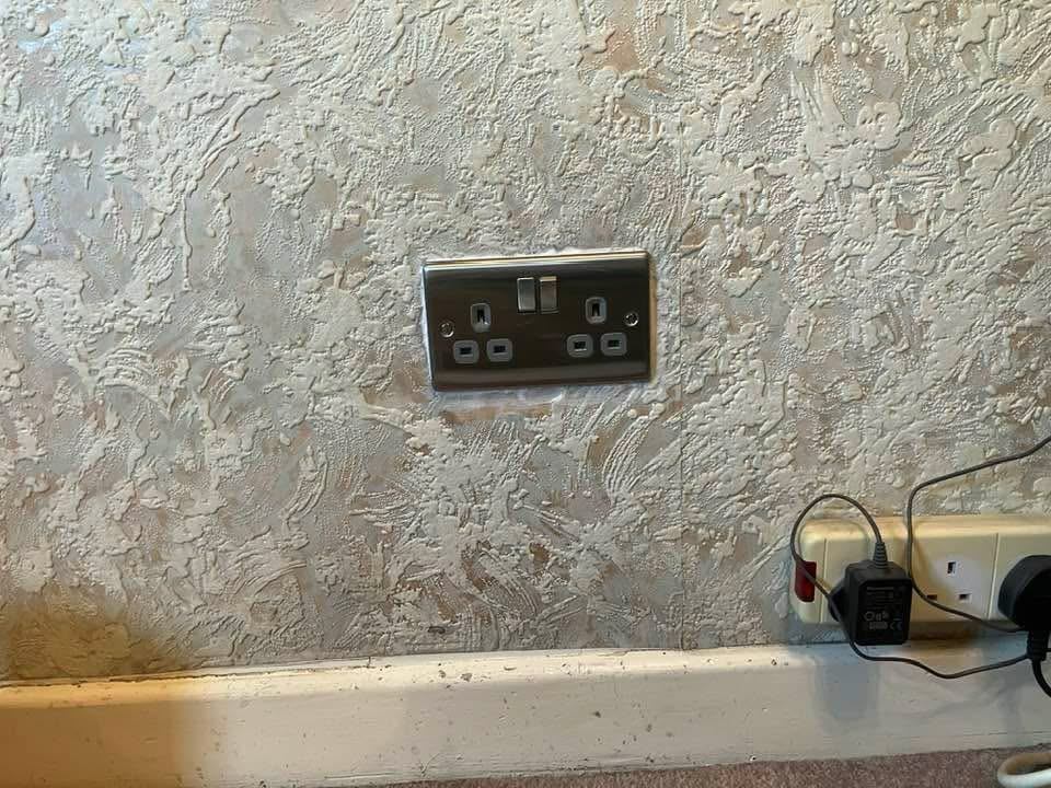 Exterior lantern before replacement